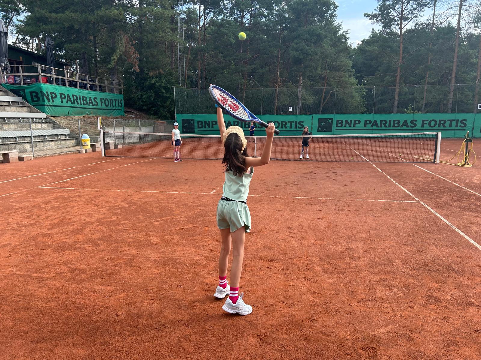 Tennisles opslag